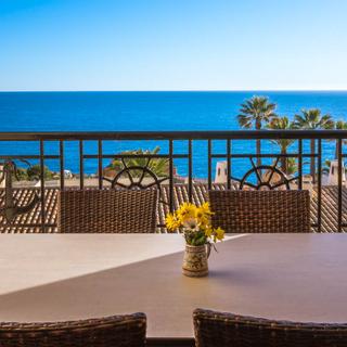 Algar Seco Parque | Carvoeiro, Algarve | T3 apartment terrace with sea view