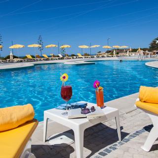 Algar Seco Parque | Carvoeiro, Algarve | drinks am Pool