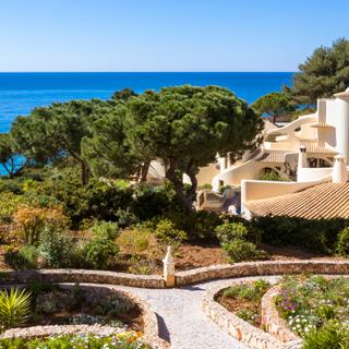 Algar Seco Parque | Carvoeiro, Algarve | catrineta suite garten und meerblick