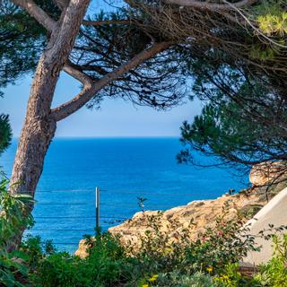 Algar Seco Parque | Carvoeiro, Algarve | one bedroom bungalow sea view from terrace