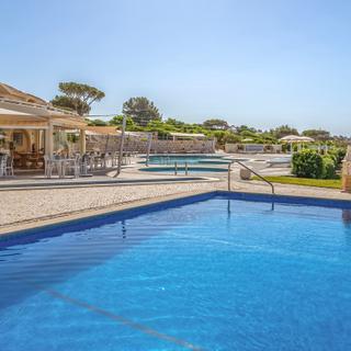Algar Seco Parque | Carvoeiro, Algarve | heated pool in winter and bistro