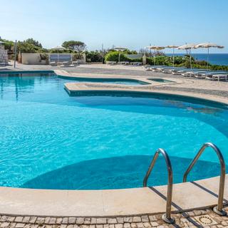 Algar Seco Parque | Carvoeiro, Algarve | large pool with sea view