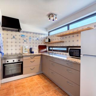 Algar Seco Parque | Carvoeiro, Algarve | T1 bungalow fully equipped kitchen