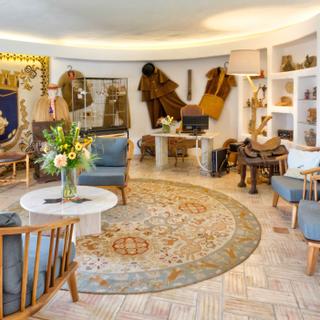 Algar Seco Parque | Carvoeiro, Algarve | lobby mit sitzgruppe und gästezugang zum internet und ortugiesischer landestypischer dekoration