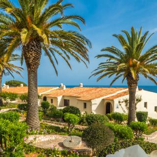 Algar Seco Parque | Carvoeiro, Algarve | garden and two bedroom bungalows with ocean view